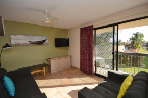 Riverview Holiday Apartment 86 - Kalbarri WA Kalbarri